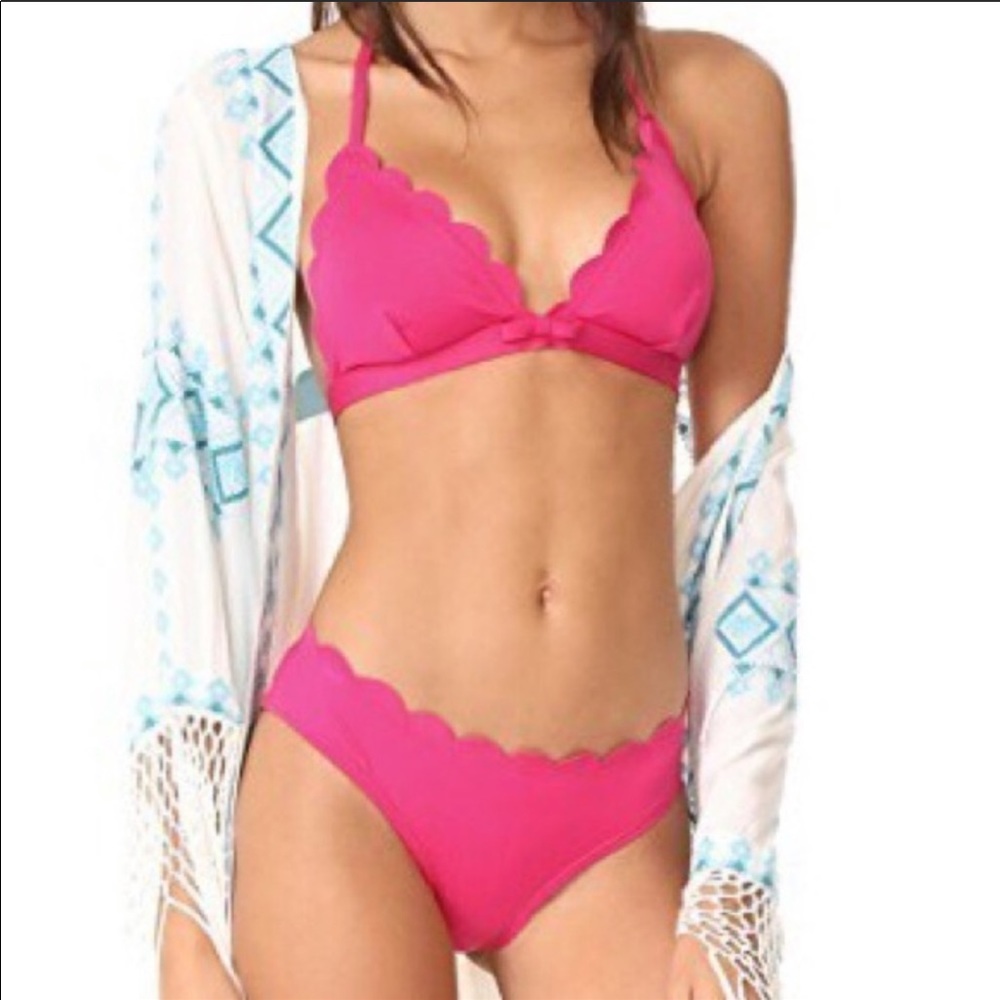 Kate Spade Scalloped Swim Set